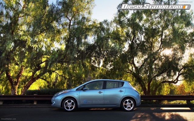 Nissan Leaf 2011 Widescreen Picture #8 Nissan Leaf 2011 Widescreen Picture #8
