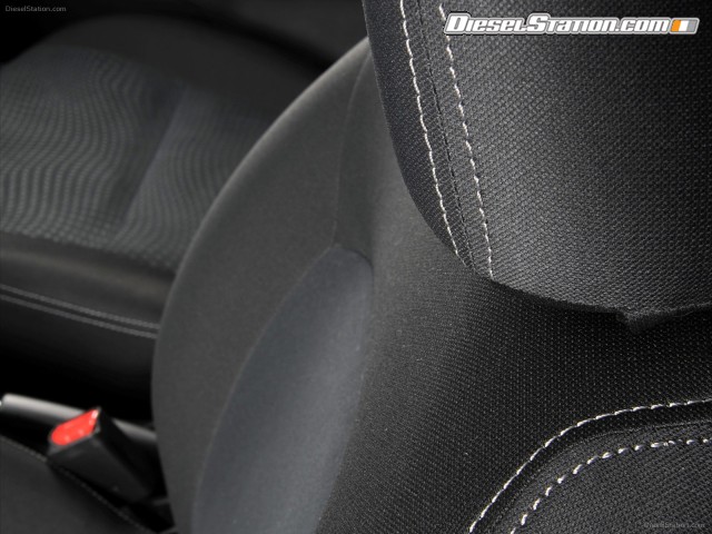 Nissan Micra 2014 Picture #1 Nissan Micra 2014 Picture #1