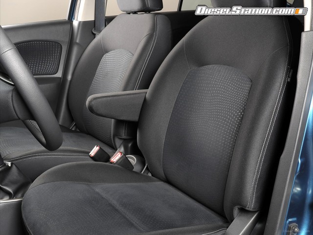 Nissan Micra 2014 Picture #9 Nissan Micra 2014 Picture #9