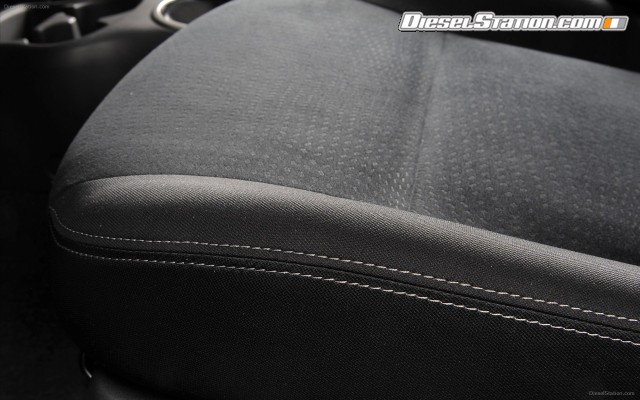 Nissan Micra 2014 Widescreen Picture #26 Nissan Micra 2014 Widescreen Picture #26