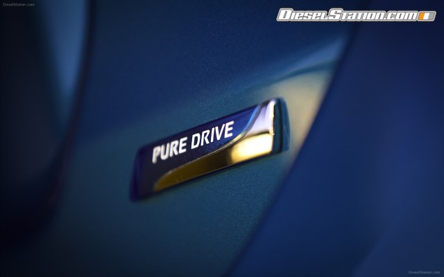 Nissan Note 2014 Widescreen Picture #18 Nissan Note 2014 Widescreen Picture #18