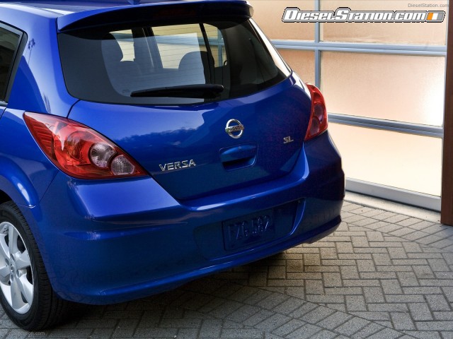 Nissan Versa 1 8 2010 Picture #9 Nissan Versa 1 8 2010 Picture #9
