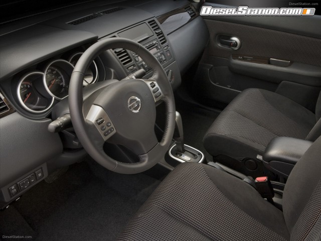 Nissan Versa 1 8 2010 Picture #6 Nissan Versa 1 8 2010 Picture #6