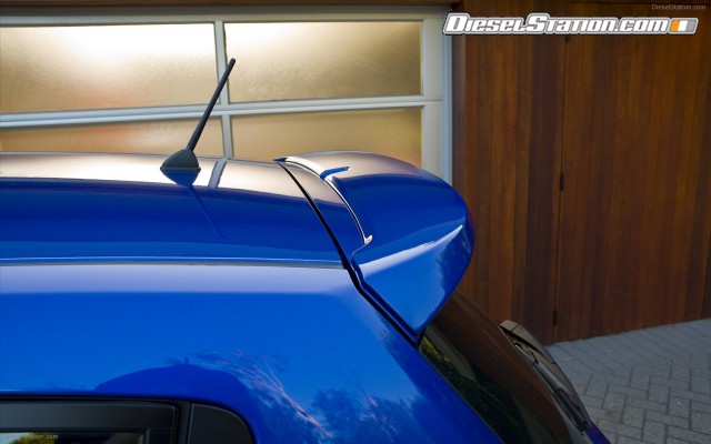 Nissan Versa 1 8 2010 Widescreen Picture #12 Nissan Versa 1 8 2010 Widescreen Picture #12