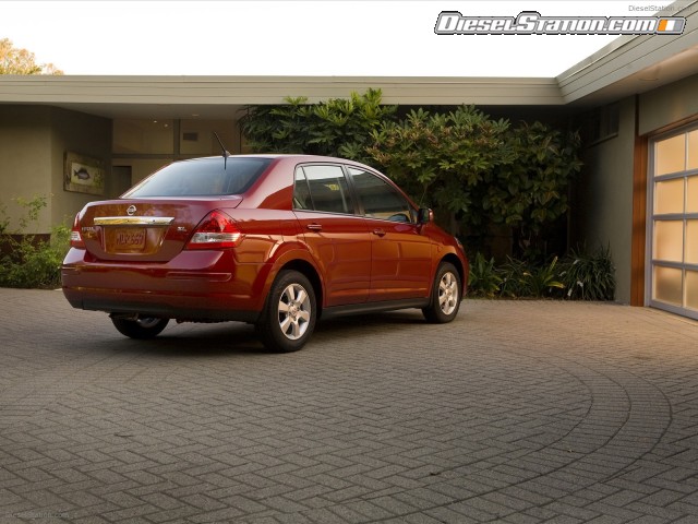 Nissan Versa 2010 Picture #5 Nissan Versa 2010 Picture #5