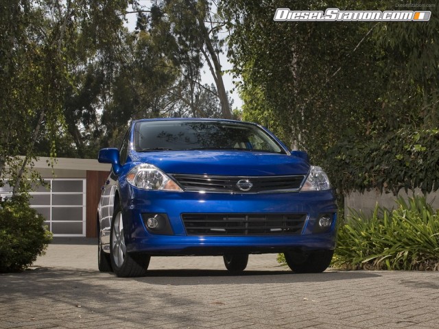 Nissan Versa Hatchback 2012 Picture #3 Nissan Versa Hatchback 2012 Picture #3