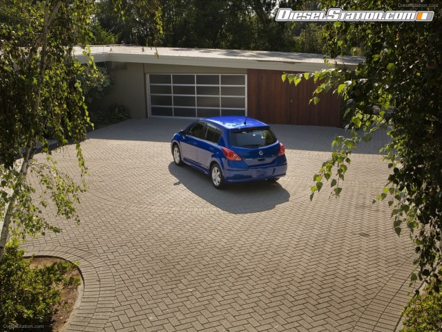 Nissan Versa Hatchback 2012 Picture #27 Nissan Versa Hatchback 2012 Picture #27