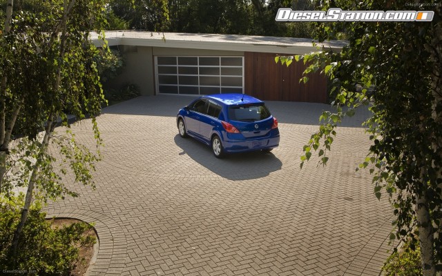 Nissan Versa Hatchback 2012 Widescreen Picture #33 Nissan Versa Hatchback 2012 Widescreen Picture #33