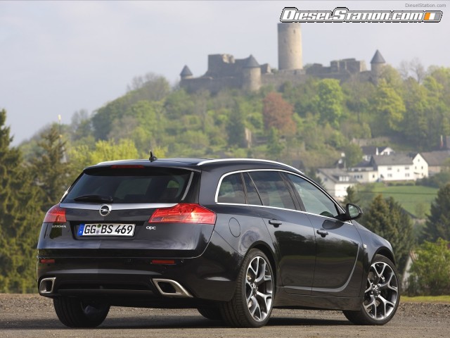 Opel 2010 Insignia OPC Sports Tourer Picture #8 Opel 2010 Insignia OPC Sports Tourer Picture #8