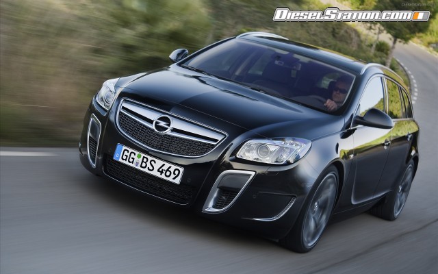 Opel 2010 Insignia OPC Sports Tourer Widescreen Picture #7 Opel 2010 Insignia OPC Sports Tourer Widescreen Picture #7