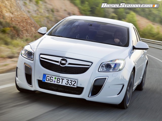Opel 2010 Insignia OPC Picture #2 Opel 2010 Insignia OPC Picture #2