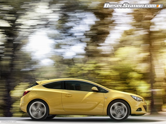 Opel Astra GTC 2012 Picture #8 Opel Astra GTC 2012 Picture #8