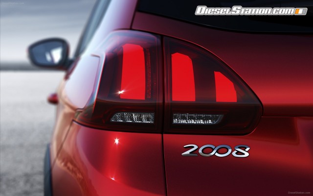 Peugeot 2008 2017 Widescreen Picture #2 Peugeot 2008 2017 Widescreen Picture #2