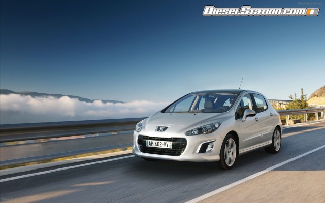 Peugeot 308 2011 Widescreen Picture #7 Peugeot 308 2011 Widescreen Picture #7