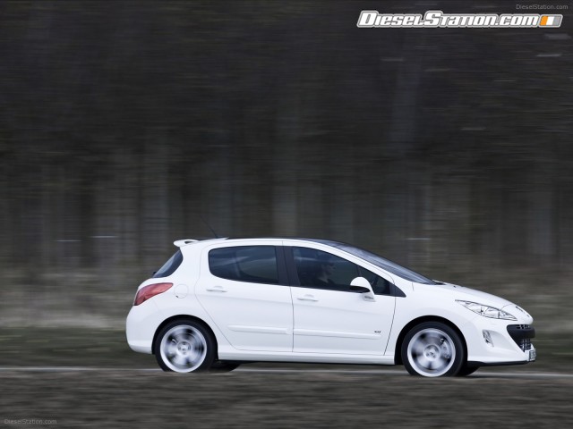 Peugeot 308 GTi 2011 Picture #11 Peugeot 308 GTi 2011 Picture #11