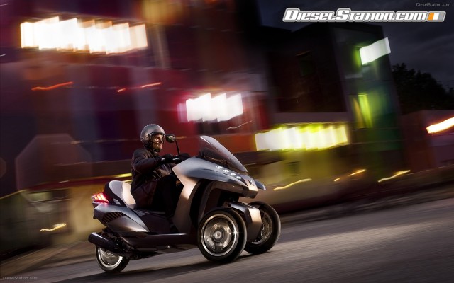 Peugeot HYbrid3 Evolution Concept Widescreen Picture #0 Peugeot HYbrid3 Evolution Concept Widescreen Picture #0