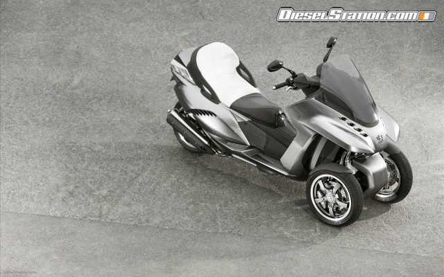 Peugeot HYbrid3 Evolution Concept Widescreen Picture #6 Peugeot HYbrid3 Evolution Concept Widescreen Picture #6