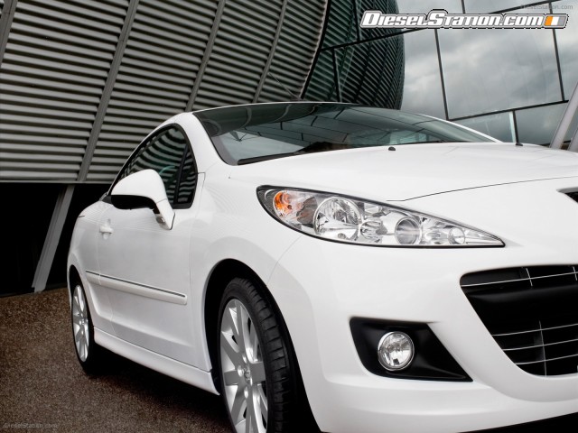 Peugeot Launches New Restyled 207CC Picture #1 Peugeot Launches New Restyled 207CC Picture #1