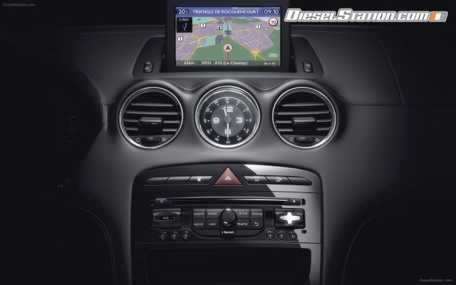 Peugeot RCZ Sports Coupe 2013 Widescreen Picture #3 Peugeot RCZ Sports Coupe 2013 Widescreen Picture #3