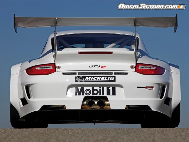 Porsche 2010 911 GT3 R Picture #0 Porsche 2010 911 GT3 R Picture #0