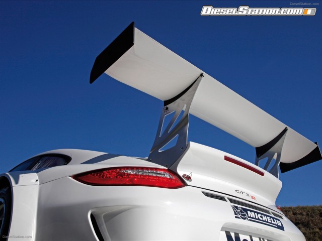 Porsche 2010 911 GT3 R Picture #2 Porsche 2010 911 GT3 R Picture #2