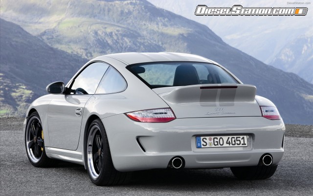 Porsche 2010 911 Sport Classic Widescreen Picture #3 Porsche 2010 911 Sport Classic Widescreen Picture #3