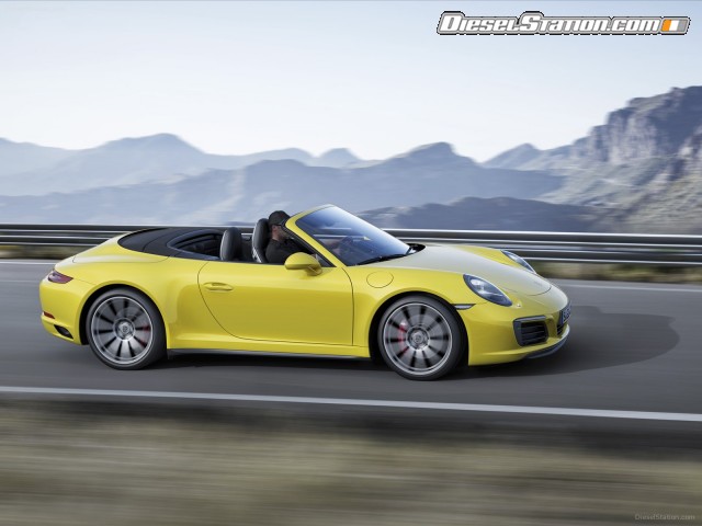 Porsche 911 Carrera 4 2016 Picture #1 Porsche 911 Carrera 4 2016 Picture #1