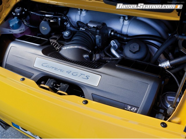 Porsche 911 Carrera 4 GTS 2012 Picture #6 Porsche 911 Carrera 4 GTS 2012 Picture #6
