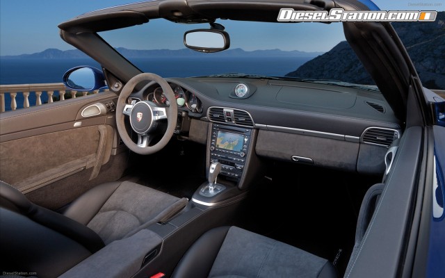 Porsche 911 Carrera 4 GTS 2012 Widescreen Picture #0 Porsche 911 Carrera 4 GTS 2012 Widescreen Picture #0