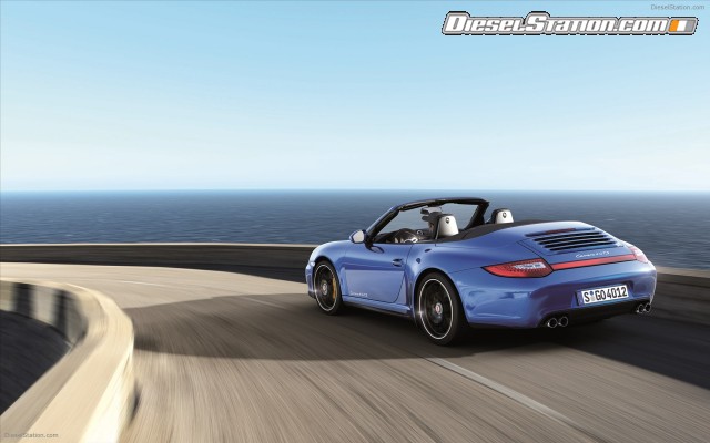 Porsche 911 Carrera 4 GTS Cabriolet 2012 Widescreen Picture #13 Porsche 911 Carrera 4 GTS Cabriolet 2012 Widescreen Picture #13