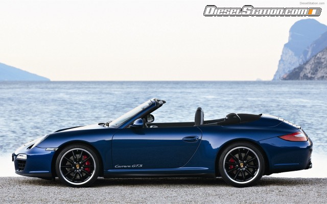 Porsche 911 Carrera GTS 2011 Widescreen Picture #5 Porsche 911 Carrera GTS 2011 Widescreen Picture #5