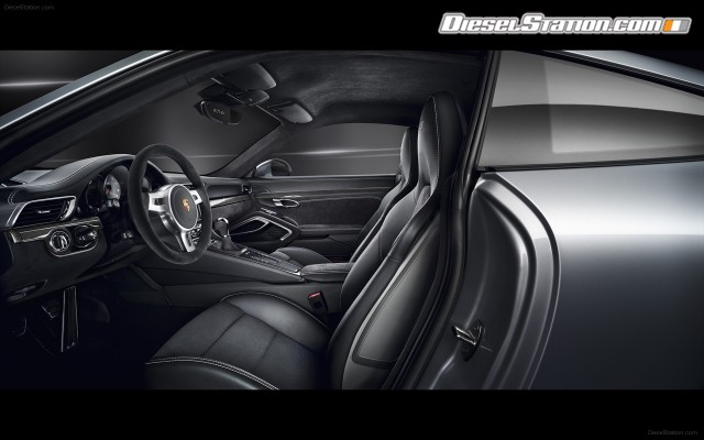 Porsche 911 Carrera GTS 2015 Widescreen Picture #2 Porsche 911 Carrera GTS 2015 Widescreen Picture #2