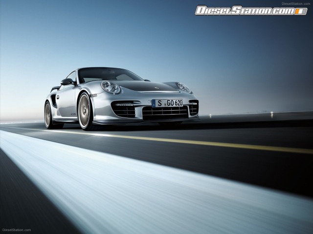 Porsche 911 GT2 RS 2011 Picture #8 Porsche 911 GT2 RS 2011 Picture #8