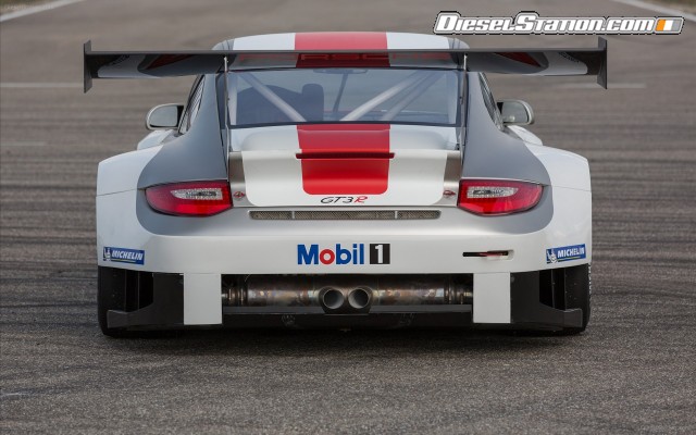 Porsche 911 GT3 R 2013 Widescreen Picture #19 Porsche 911 GT3 R 2013 Widescreen Picture #19