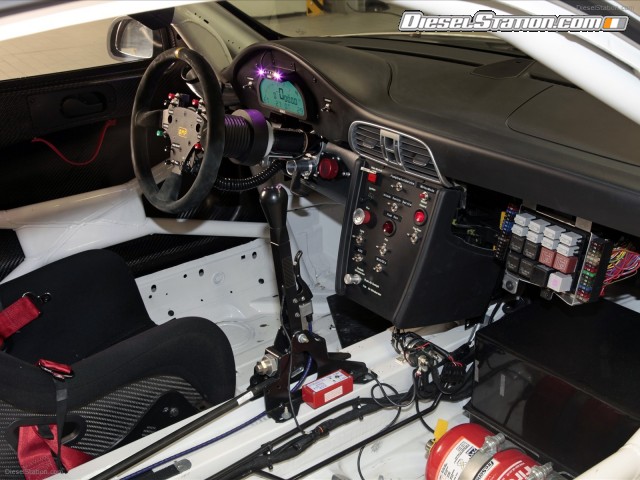 Porsche 911 GT3 R Picture #5 Porsche 911 GT3 R Picture #5