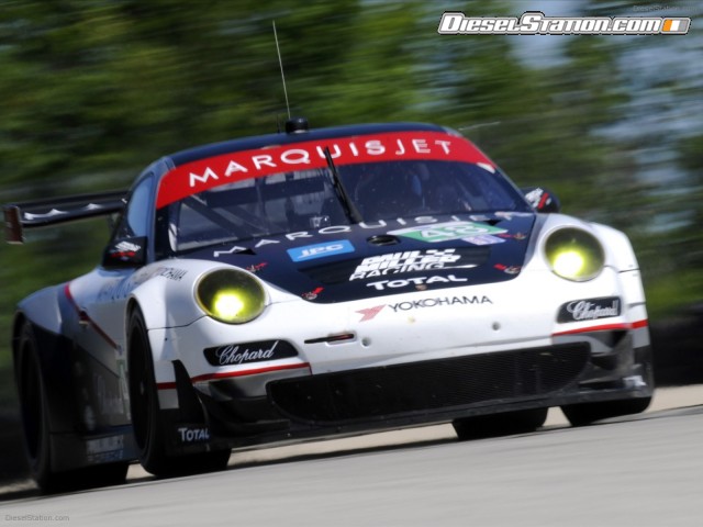 Porsche 911 GT3 RSR Flying Lizard Picture #3 Porsche 911 GT3 RSR Flying Lizard Picture #3