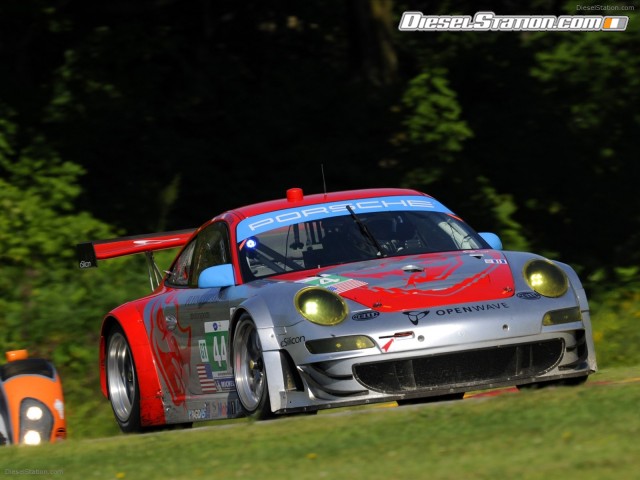 Porsche 911 GT3 RSR Flying Lizard Picture #22 Porsche 911 GT3 RSR Flying Lizard Picture #22