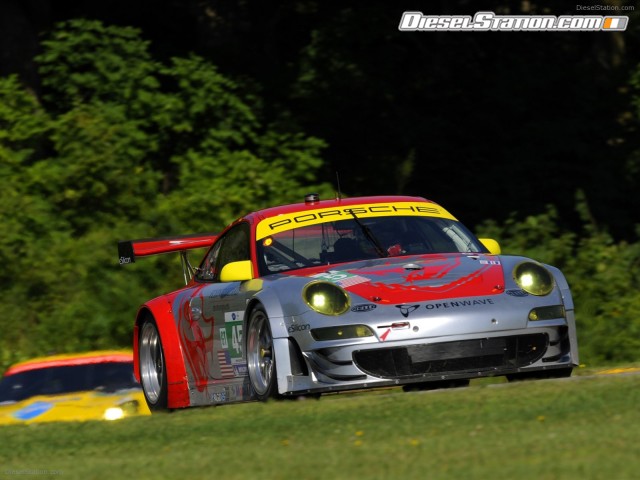 Porsche 911 GT3 RSR Flying Lizard Picture #8 Porsche 911 GT3 RSR Flying Lizard Picture #8