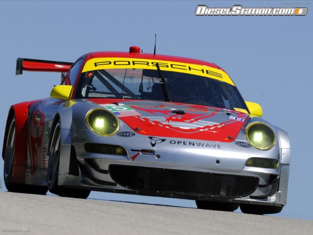 Porsche 911 GT3 RSR Flying Lizard Picture #7 Porsche 911 GT3 RSR Flying Lizard Picture #7
