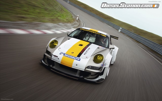 Porsche 911 GT3 RSR Widescreen Picture #7 Porsche 911 GT3 RSR Widescreen Picture #7