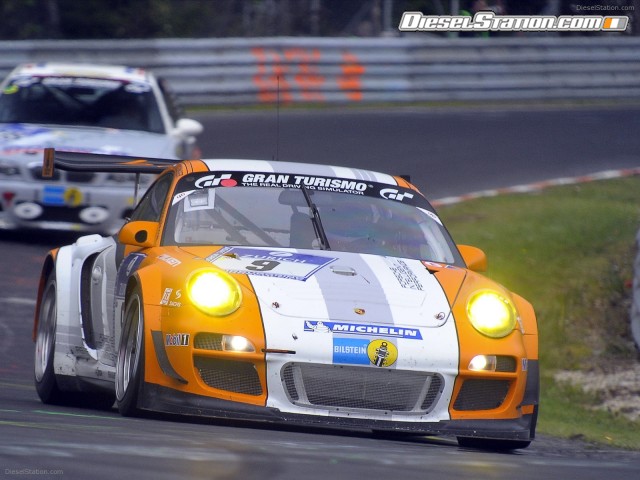 Porsche 911 GT3 at Le Mans 2010 Picture #18 Porsche 911 GT3 at Le Mans 2010 Picture #18