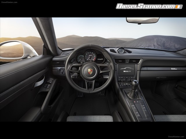 Porsche 911 R 2017 Picture #13 Porsche 911 R 2017 Picture #13