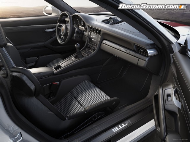 Porsche 911 R 2017 Picture #7 Porsche 911 R 2017 Picture #7