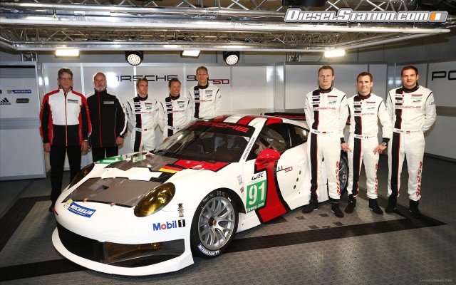 Porsche 911 RSR 2013 Widescreen Picture #18 Porsche 911 RSR 2013 Widescreen Picture #18