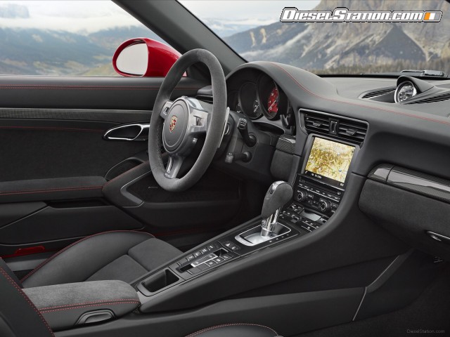 Porsche 911 Targa 4 GTS 2016 Picture #1 Porsche 911 Targa 4 GTS 2016 Picture #1