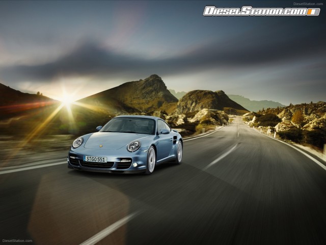 Porsche 911 Turbo S 2011 Picture #3 Porsche 911 Turbo S 2011 Picture #3