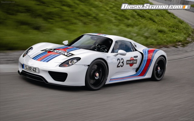 Porsche 918 Spyder 2013 Widescreen Picture #3 Porsche 918 Spyder 2013 Widescreen Picture #3