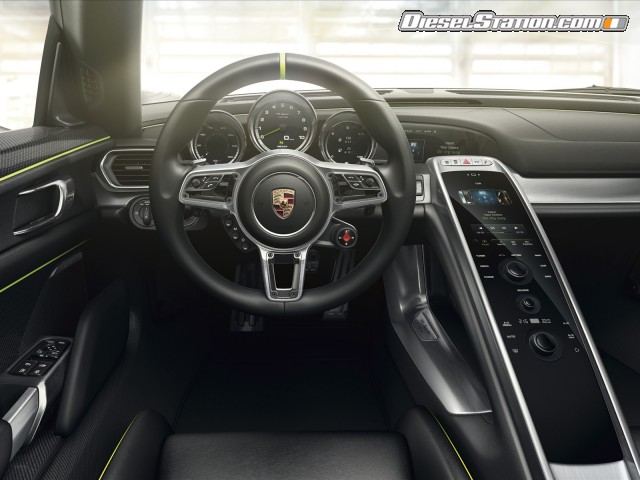 Porsche 918 Spyder 2015 Picture #35 Porsche 918 Spyder 2015 Picture #35