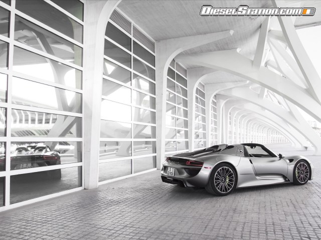 Porsche 918 Spyder 2015 Picture #49 Porsche 918 Spyder 2015 Picture #49