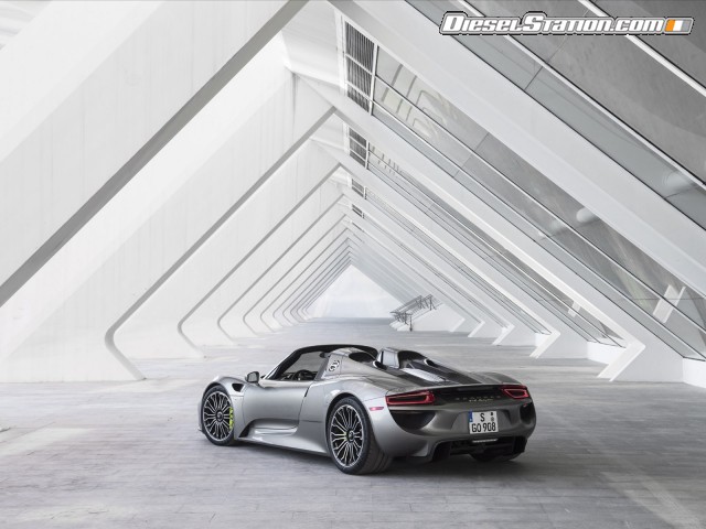 Porsche 918 Spyder 2015 Picture #60 Porsche 918 Spyder 2015 Picture #60